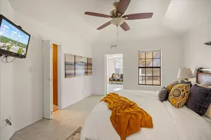 417 Sky Harbour Ct, Granbury, TX 76049 - Photo 13