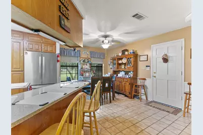 417 Sky Harbour Court, Granbury, TX 76049 - Photo 7