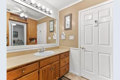 417 Sky Harbour Court, Granbury, TX 76049 - Photo 25