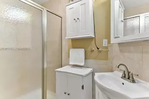 417 Sky Harbour Ct, Granbury, TX 76049 - Photo 17