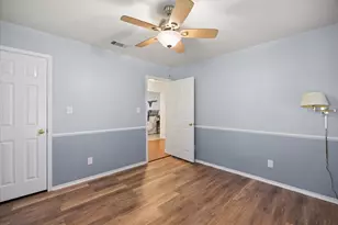 417 Sky Harbour Ct, Granbury, TX 76049 - Photo 21