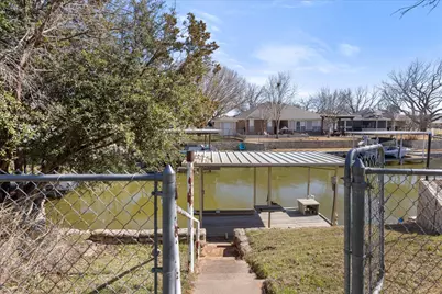 417 Sky Harbour Court, Granbury, TX 76049 - Photo 33