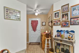 417 Sky Harbour Ct, Granbury, TX 76049 - Photo 3