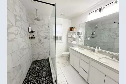 6867 Gaston Avenue, Dallas, TX 75214 - Photo 9