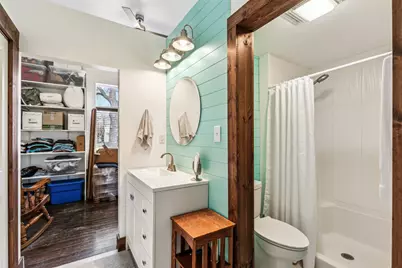 512 N Travis Street, Granbury, TX 76048 - Photo 13