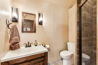 512 N Travis Street, Granbury, TX 76048 - Photo 37