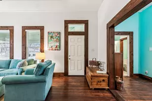 512 N Travis St, Granbury, TX 76048 - Photo 7