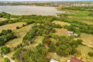 6825 Chiesa Rd, Rowlett, TX 75089 - Photo 9