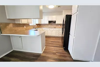 304 Lochness Court, Benbrook, TX 76126 - Photo 9