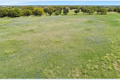 8233 Retreat Boulevard, Cleburne, TX 76033 - Photo 17