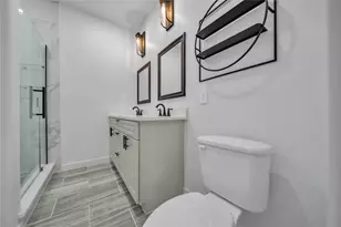 715 N Hamlett St, Athens, TX 75751 - Photo 13