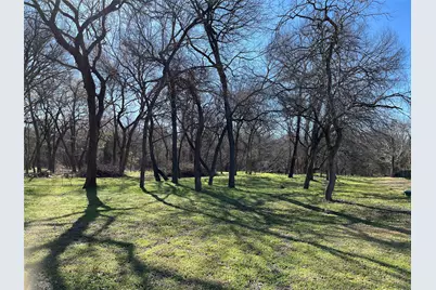 1004 Royal Lytham Court, Grand Prairie, TX 75104 - Photo 7