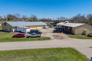 407 N New Mexico St, Celina, TX 75009 - Photo 1