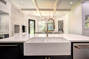 5919 Club Hill Pl, Dallas, TX 75248 - Photo 19