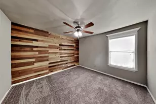 300 Madison St, Burleson, TX 76028 - Photo 13