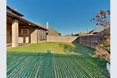 300 Madison Street, Burleson, TX 76028 - Photo 29