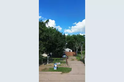 3310 Wake Street, Dallas, TX 75212 - Photo 1