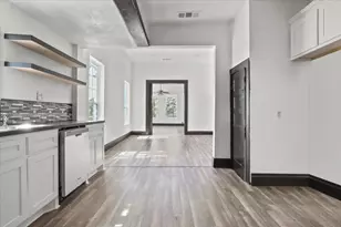 720 W Gandy St, Denison, TX 75020 - Photo 5