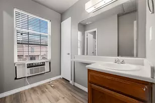 9459 Olde Village Ct, Dallas, TX 75227 - Photo 17