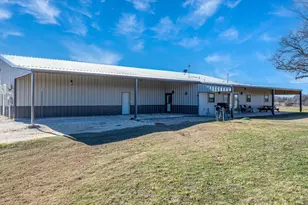 7703 Prairie Creek Ln, Tolar, TX 76476 - Photo 3