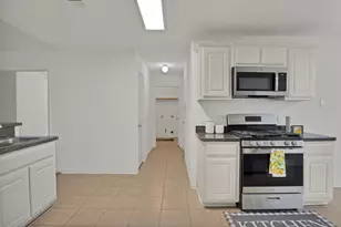 620 Misty Mountain Dr, Fort Worth, TX 76140 - Photo 7