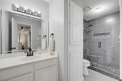 322 W Harwood Road #B, Hurst, TX 76054 - Photo 19