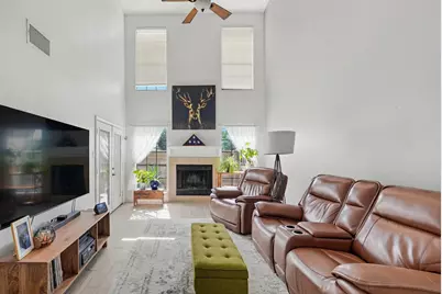 322 W Harwood Road #B, Hurst, TX 76054 - Photo 5