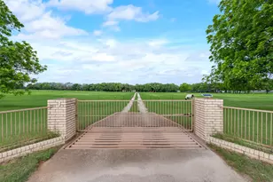 460 J E Woody Rd, Springtown, TX 76082 - Photo 3