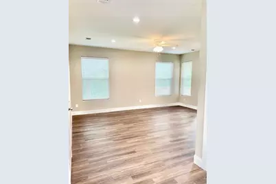 430 W Coffin Street, Denison, TX 75020 - Photo 3