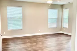 430 W Coffin St, Denison, TX 75020 - Photo 3