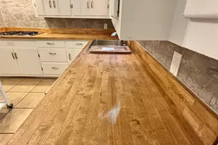 1402 W Water St, Weatherford, TX 76086 - Photo 15