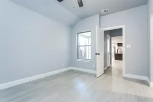 415 W Elm St, Denison, TX 75020 - Photo 25