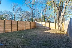 415 W Elm St, Denison, TX 75020 - Photo 31