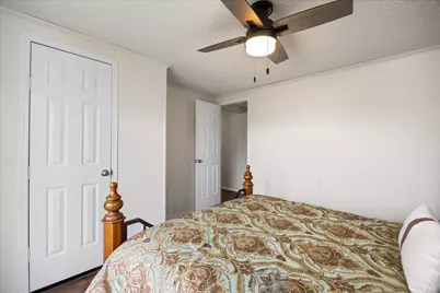 212 Brazos Harbor Drive, Granbury, TX 76048 - Photo 13