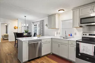 212 Brazos Harbor Dr, Granbury, TX 76048 - Photo 7