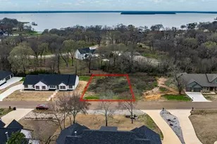 204 Splitrail Dr, Mabank, TX 75143 - Photo 1