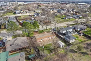 221 W Park St, Little Elm, TX 75068 - Photo 5