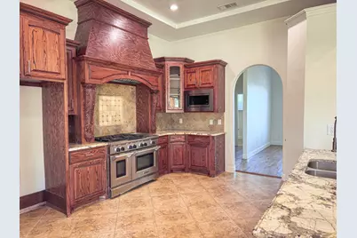 1302 Woodridge Circle, Euless, TX 76040 - Photo 13