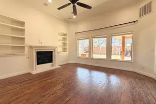 1302 Woodridge Cir, Euless, TX 76040 - Photo 9