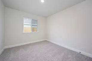 102 Walnut St, Whitesboro, TX 76273 - Photo 13