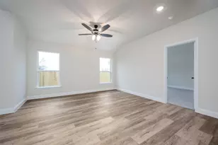 102 Walnut St, Whitesboro, TX 76273 - Photo 15