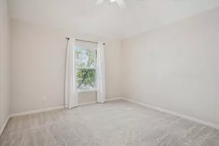 7409 Bradford Pear Dr, Irving, TX 75063 - Photo 29