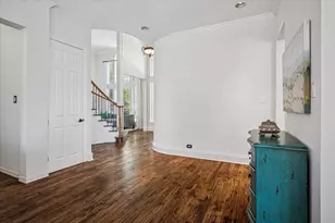 7409 Bradford Pear Dr, Irving, TX 75063 - Photo 9