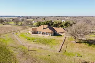 130 Blazek Rd, Alma, TX 75119 - Photo 9