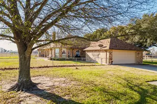 130 Blazek Rd, Alma, TX 75119 - Photo 5