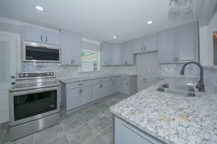 4113 Pate Dr, Fort Worth, TX 76119 - Photo 9