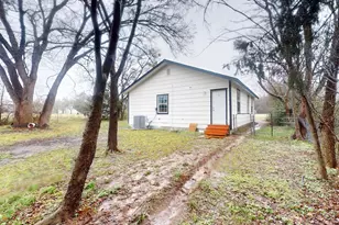 505 Oak St, Commerce, TX 75428 - Photo 27