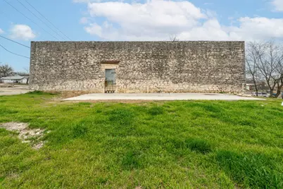 108 N Hill, Meridian, TX 76665 - Photo 7