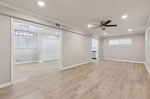 1407 Robin Dr, Sherman, TX 75092 - Photo 3