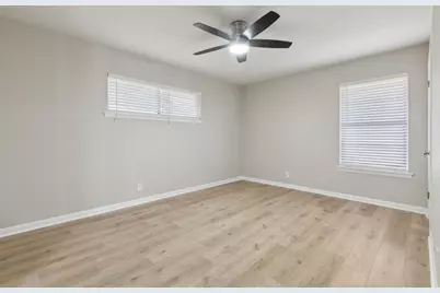 1407 Robin Drive, Sherman, TX 75092 - Photo 13